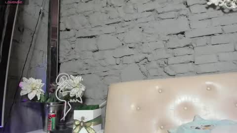 shygurl18hot online show from 02.17.25