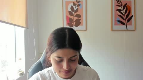 Snapshot of shylittlebunny chatting on 04.21.26 shylittlebunny online show from 04.21.26