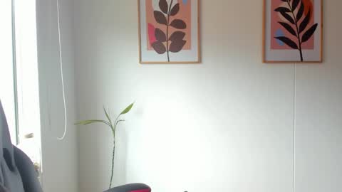 Snapshot of shylittlebunny chatting on 05.30.26 shylittlebunny online show from 05.30.26