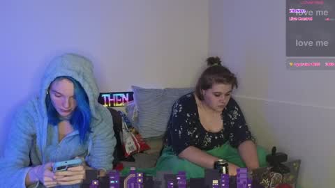 Hippie online show from 04.07.26