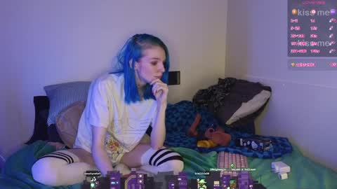 Hippie online show from 04.13.26