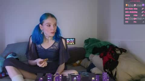 Hippie online show from 04.25.26