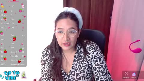Snapshot of sia_ellis chatting on 12.30.24 Salome Next streaming 11102024 online show from 12.30.24