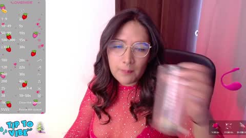 Snapshot of sia_ellis chatting on 12.31.24 Salome Next streaming 11102024 online show from 12.31.24