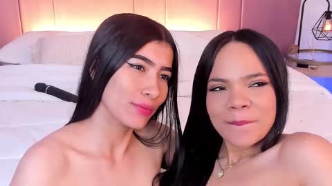 Snapshot of siara_lewis_ chatting on 03.16.26 Siara and Zoe tattoo online show from 03.16.26