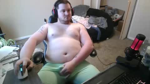 Snapshot of sideswitch chatting on 10.05.25 sideswitch online show from 10.05.25