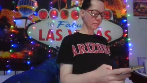 Snapshot of sidneyraee chatting on 12.26.24 Mrs. St. Patrickk online show from 12.26.24