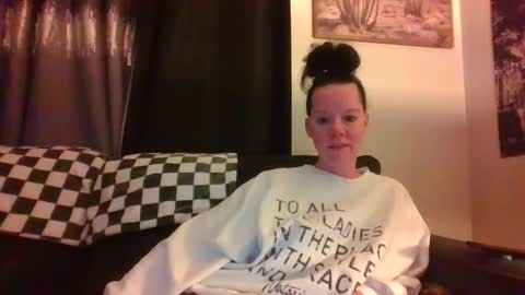 Snapshot of sidneyraee chatting on 01.03.25 Mrs. St. Patrickk online show from 01.03.25