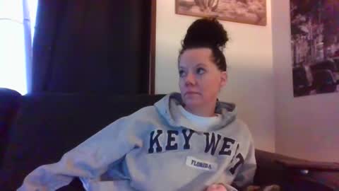 Snapshot of sidneyraee chatting on 01.04.25 Mrs. St. Patrickk online show from 01.04.25