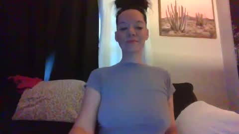Snapshot of sidneyraee chatting on 09.11.25 Mrs. St. Patrickk online show from 09.11.25