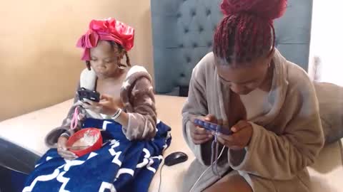 sieannabrown online show from 05.14.26