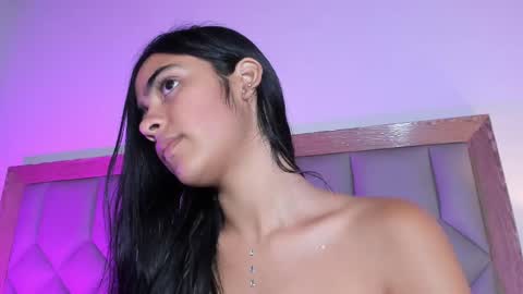 SIENA STONE online show from 03.05.25