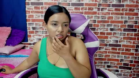 sienna_lux01 online show from 04.18.26