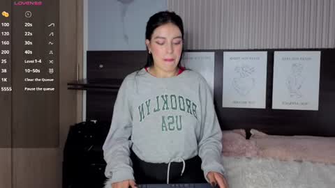 Snapshot of sienna_rose_ chatting on 07.01.26 sienna_rose_ online show from 07.01.26