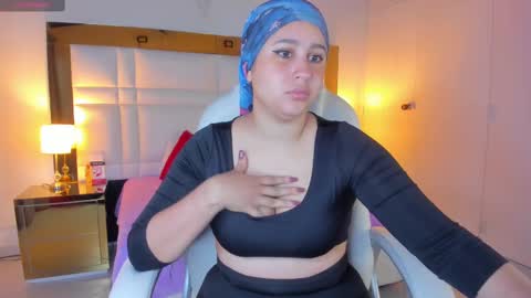 Sienna  online show from 10.02.25