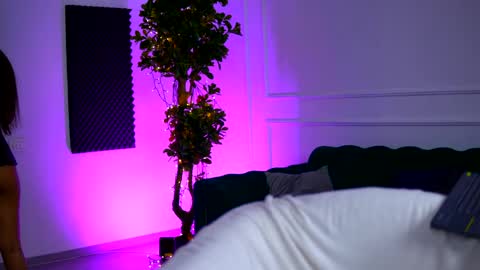 Sienna online show from 04.02.26