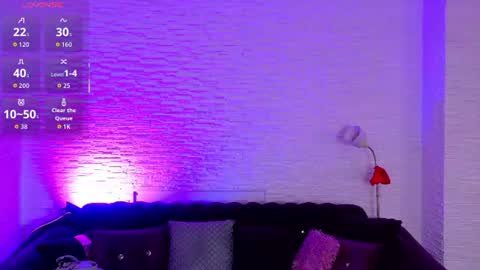 Snapshot of siennashinee chatting on 06.30.26 siennashinee online show from 06.30.26