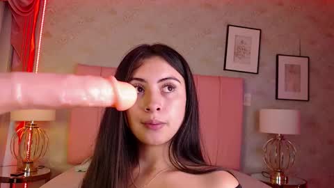 Sienna Wild online show from 11.25.25