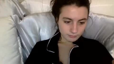 sierranovaa online show from 02.05.26