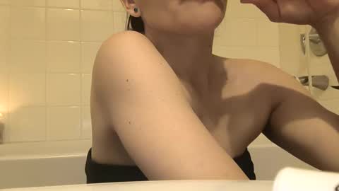 Snapshot of sigmaelixer chatting on 02.13.25 sigmaelixer online show from 02.13.25