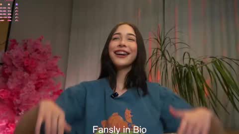 Eva  online show from 10.14.25