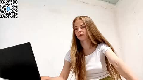 Snapshot of silentpassion567 chatting on 06.01.26 JULIANA online show from 06.01.26