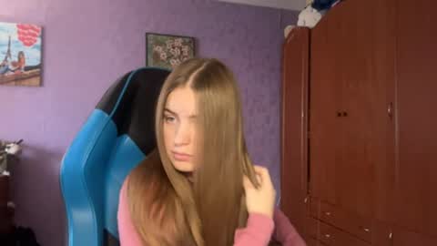 Erica online show from 04.14.26