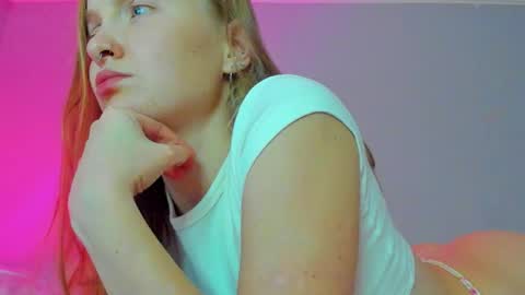 Mila online show from 10.12.25