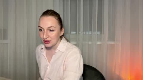 silkyvera online show from 04.14.26