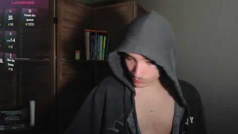 Snapshot of silly_cybin chatting on 04.21.26 cybin online show from 04.21.26