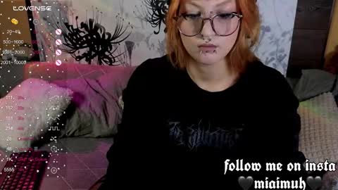 Mia online show from 10.13.25