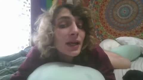 Hailey online show from 11.11.25