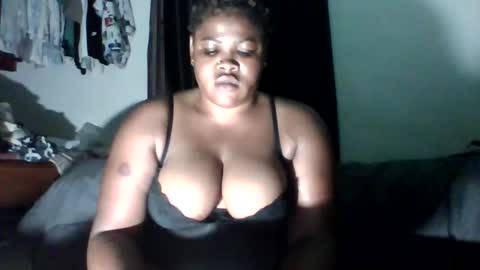Snapshot of silver_baby06 chatting on 05.19.26 silver baby06 online show from 05.19.26