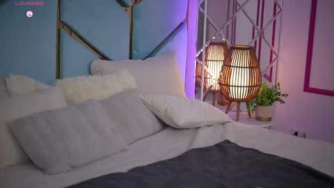  Kristina Kris  online show from 06.21.26