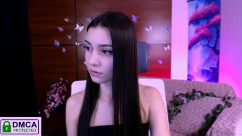 Snapshot of silvia_queen1 chatting on 12.05.24 Silvia nude in pvt online show from 12.05.24