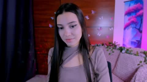 Snapshot of silvia_queen1 chatting on 12.19.24 Silvia nude in pvt online show from 12.19.24
