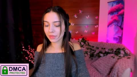 Snapshot of silvia_queen1 chatting on 12.21.24 Silvia nude in pvt online show from 12.21.24