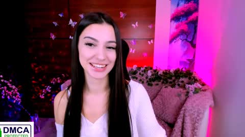Snapshot of silvia_queen1 chatting on 12.28.24 Silvia nude in pvt online show from 12.28.24