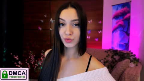 Snapshot of silvia_queen1 chatting on 01.07.25 Silvia nude in pvt online show from 01.07.25
