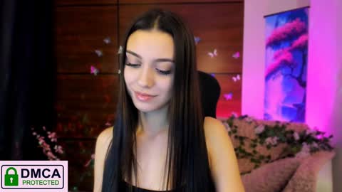 Snapshot of silvia_queen1 chatting on 01.08.25 Silvia nude in pvt online show from 01.08.25