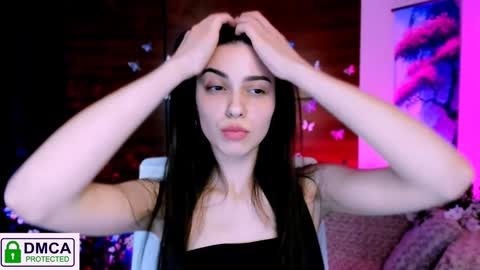 Snapshot of silvia_queen1 chatting on 01.28.25 Silvia nude in pvt online show from 01.28.25