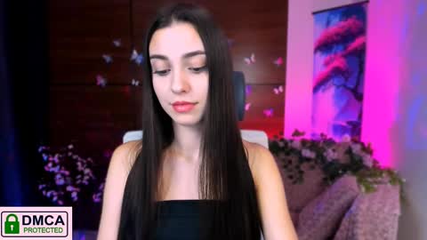 Snapshot of silvia_queen1 chatting on 02.13.25 Silvia nude in pvt online show from 02.13.25