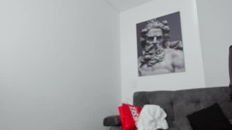 simon_leon01 online show from 11.21.25