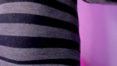 simona_brooke online show from 10.27.25