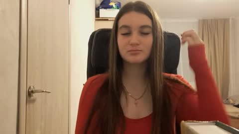 Snapshot of simoneschult chatting on 11.16.25 Sofia online show from 11.16.25