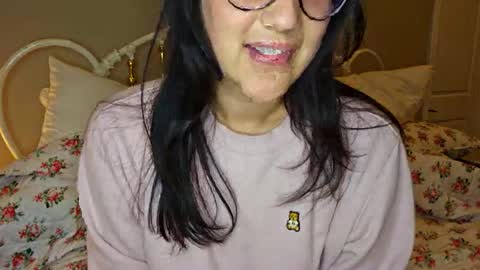 simonesighren online show from 04.15.26