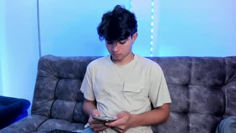  Simon  online show from 01.18.25