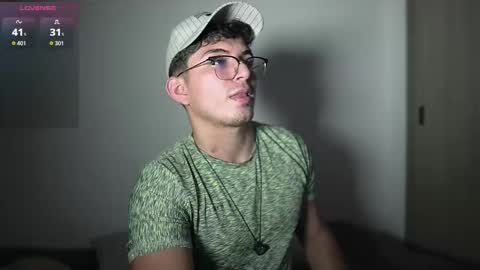 Snapshot of simoon_01 chatting on 02.04.26 SIMOON online show from 02.04.26