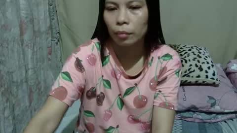 mia online show from 11.21.25