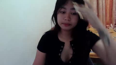 simplypretty_monica online show from 10.09.25